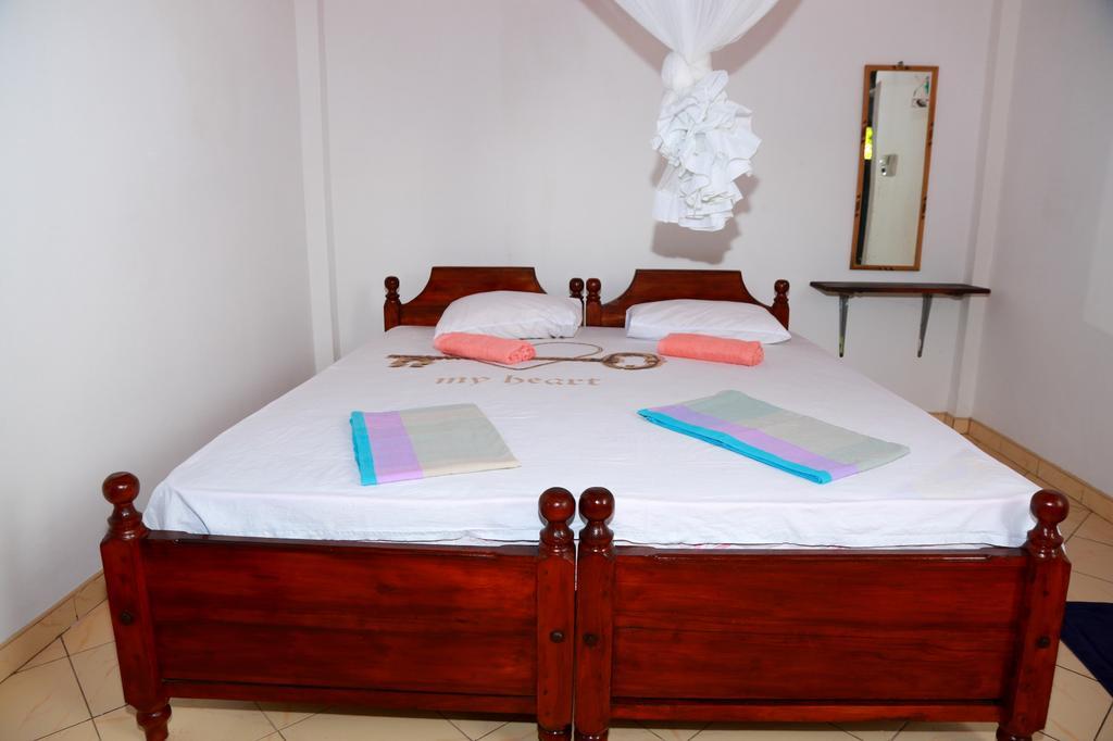 Bed and Breakfast Panorama Rock Cafe Tangalle Zimmer foto