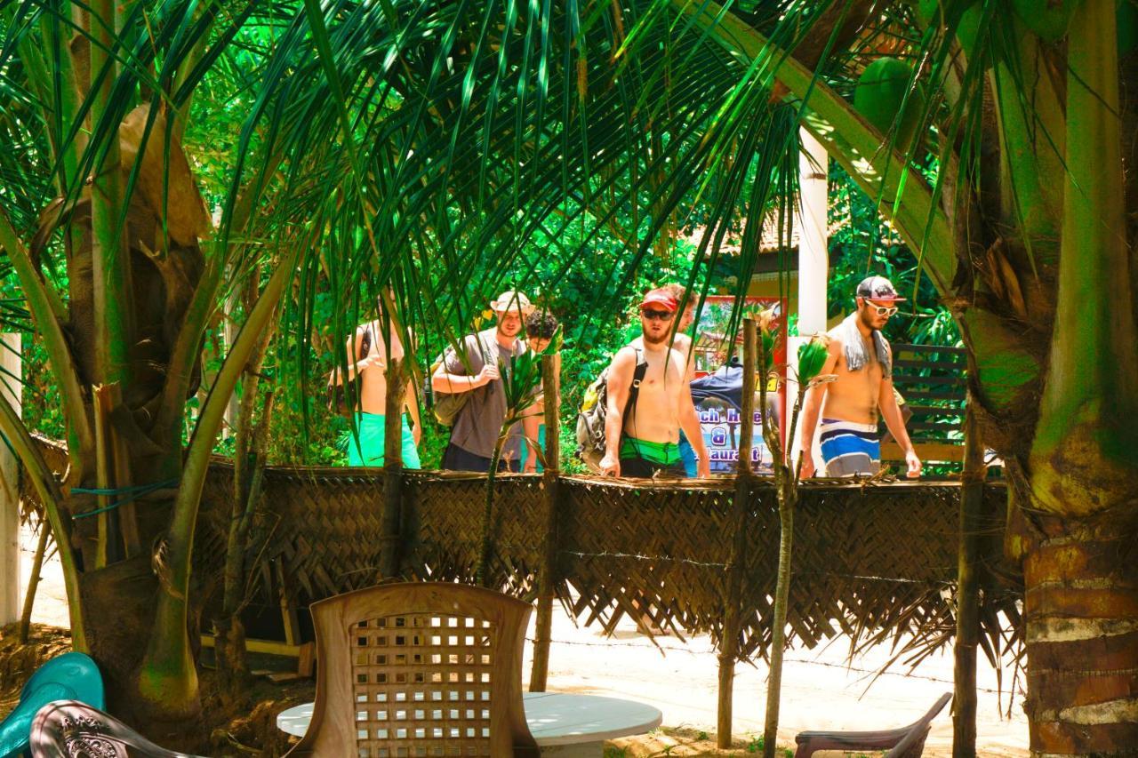 Bed and Breakfast Panorama Rock Cafe Tangalle Exterior foto
